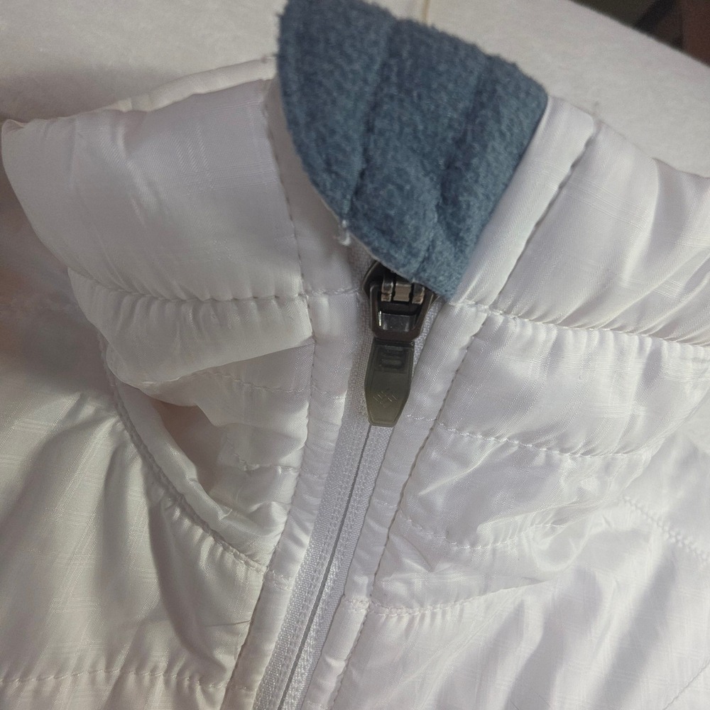 Columbia Omni-Heat White Quilted Puffer Vest Womens Medium Full Zip Insulated - Picture 12 of 16